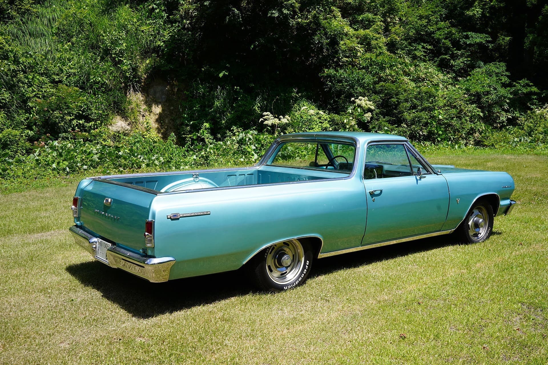 1964_chevrolet_el_camino_03.jpg